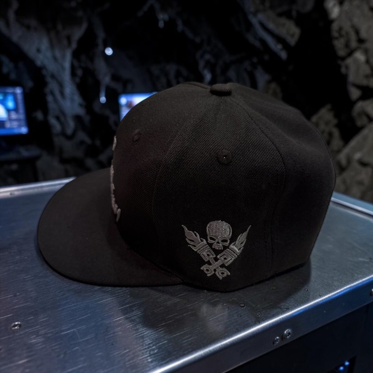 LEGEND THE BAT FLAT BILL HAT