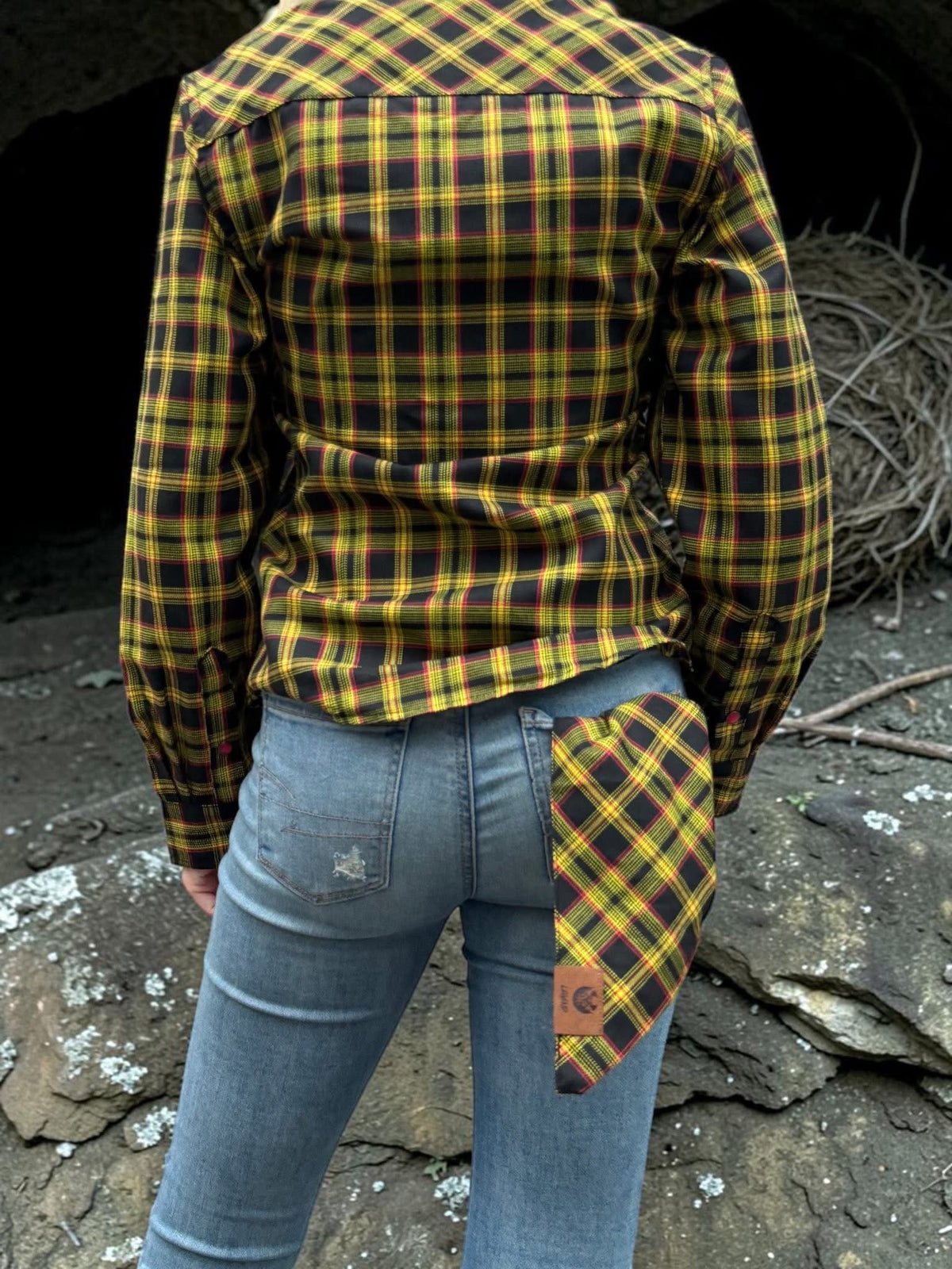 HELL HORNET WOMEN'S FLANNEL