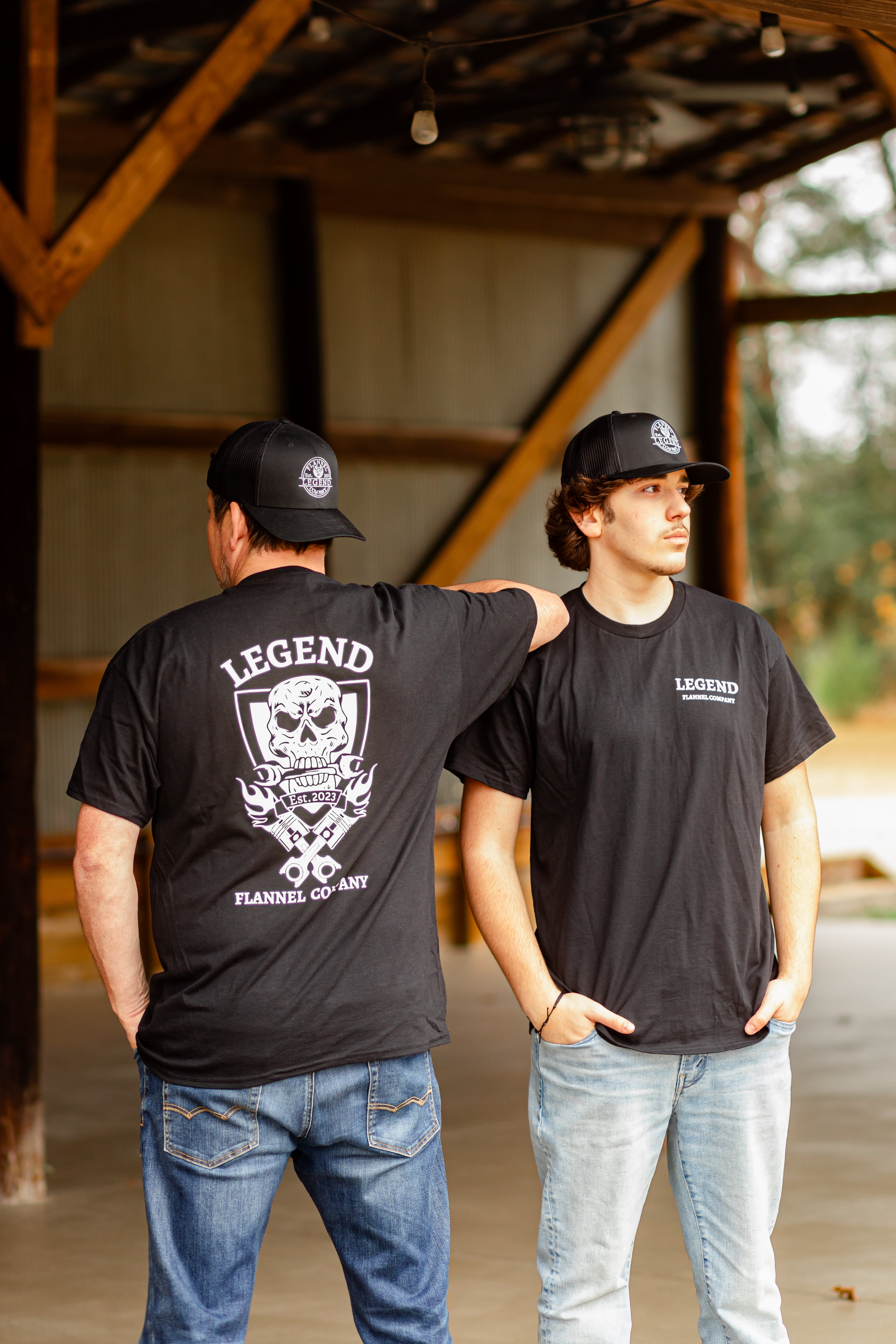 LEGEND SKULL LOGO T-SHIRT