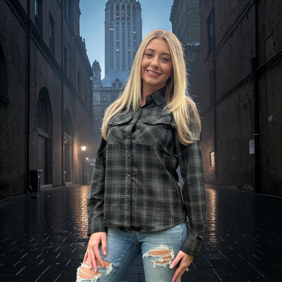 THE BAT WOMEN'S FLANNEL